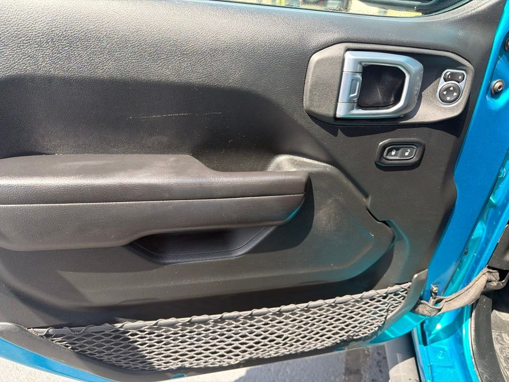 Used 2020 Teal Jeep Unlimited Sport S image 9