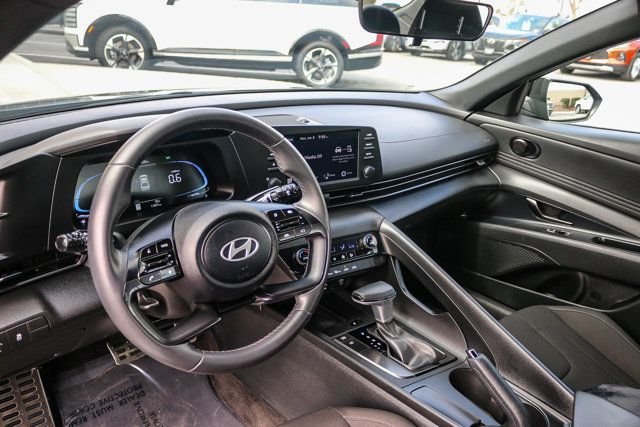 Certified Used 2025 Gray Hyundai SEL Sport image 24
