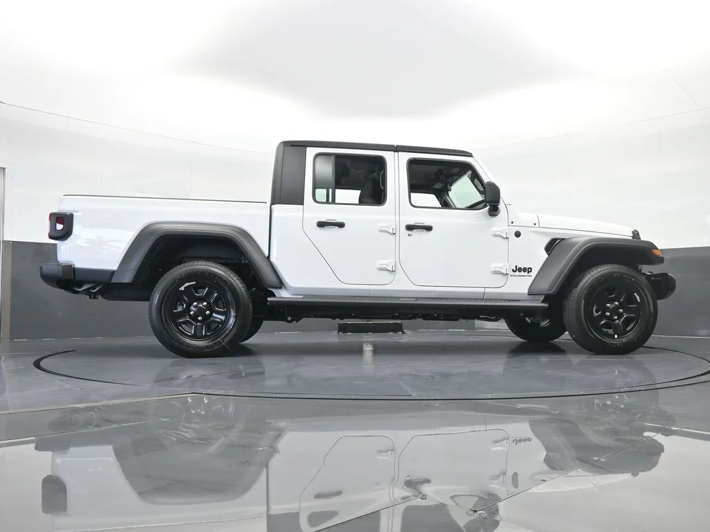 Used 2025 Bright White Clearcoat Jeep Sport image 57