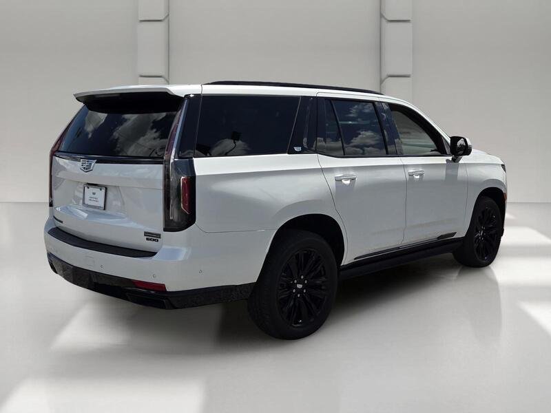 Used 2022 Crystal White CADILLAC 4WD 4DR SPORT image 5