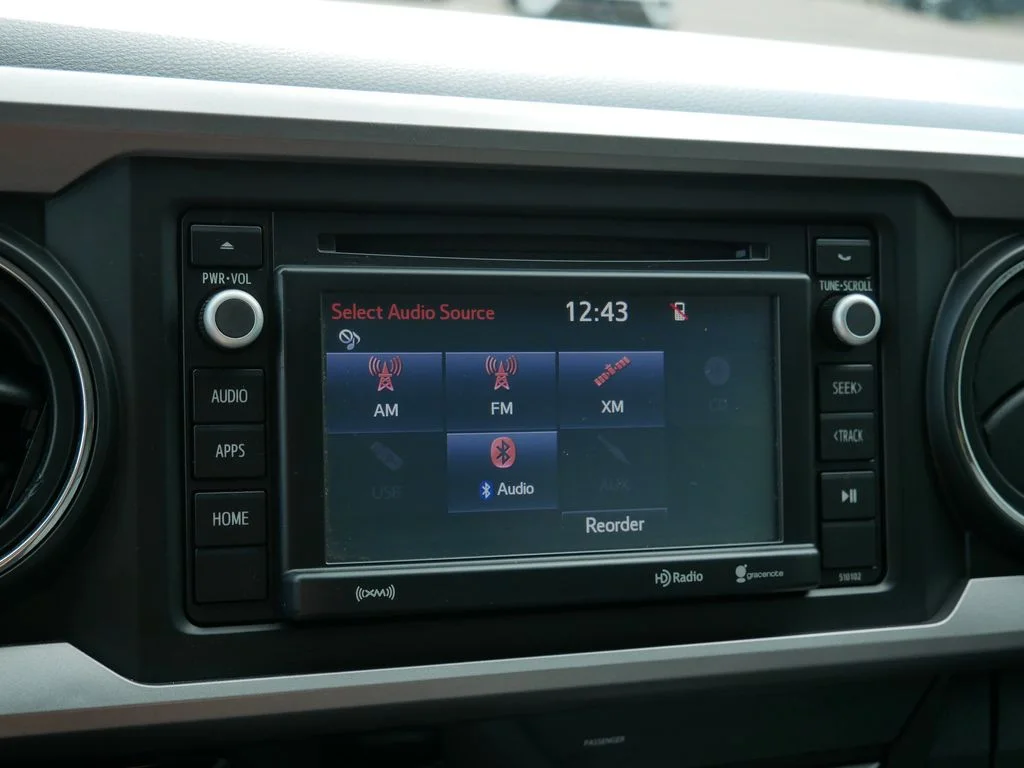 2016 Toyota Tacoma SR5 - Photo 23
