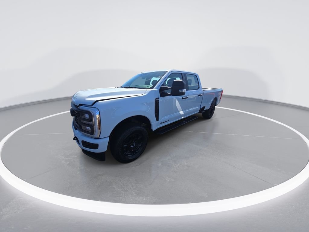New 2026 Oxford White Ford F-350® XL image 4