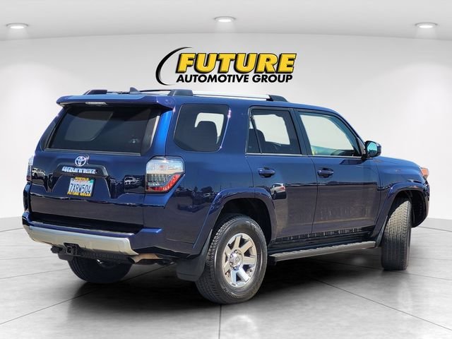 Used 2016 Blue Toyota Trail image 4
