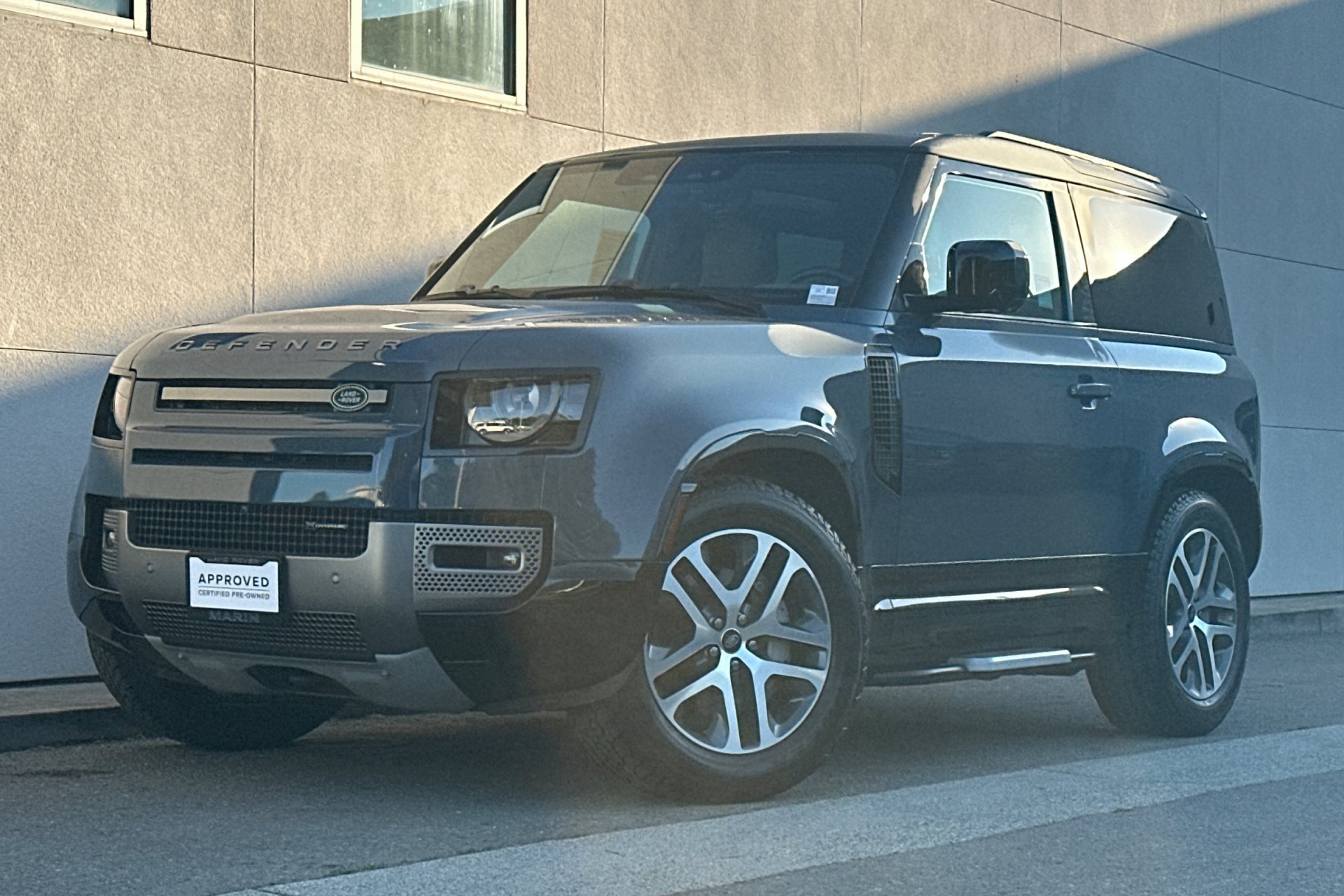 2023 Land Rover Defender