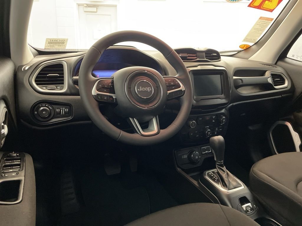 Certified Used 2021 Blue Jeep Latitude image 12