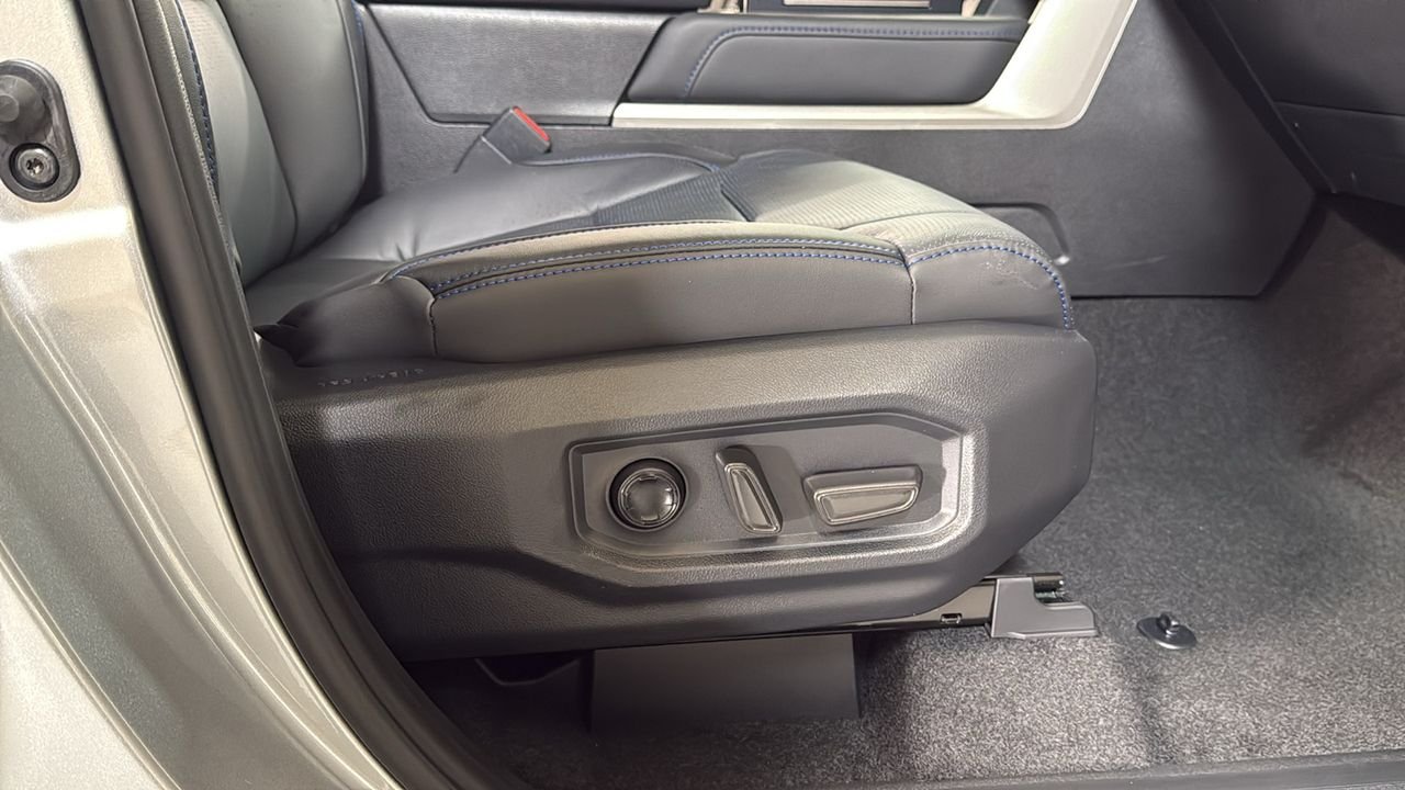 New 2026 Celestial Silver Metallic Toyota  Platinum image 21