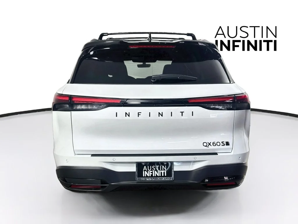 Certified Used 2027 Black INFINITI SPORT image 9
