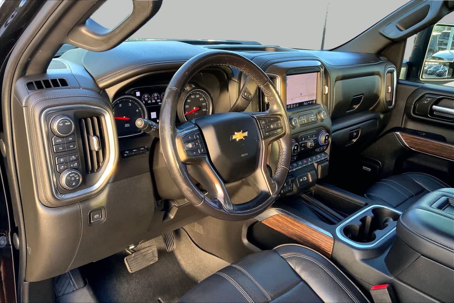 Used 2022 Black Chevrolet High Country image 18