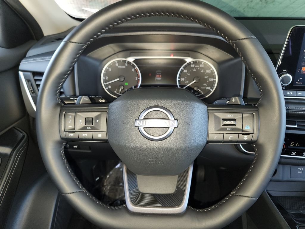 Used 2025 Silver Nissan SV image 22