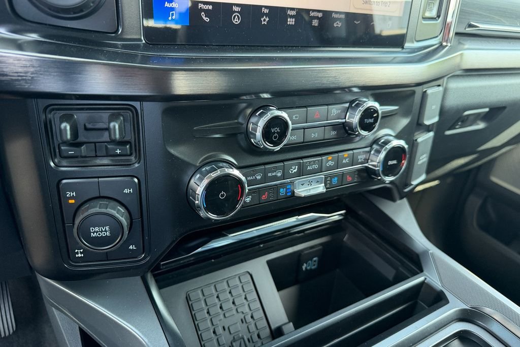 New 2026 Marsh Gray Ford F-250® Lariat® image 24