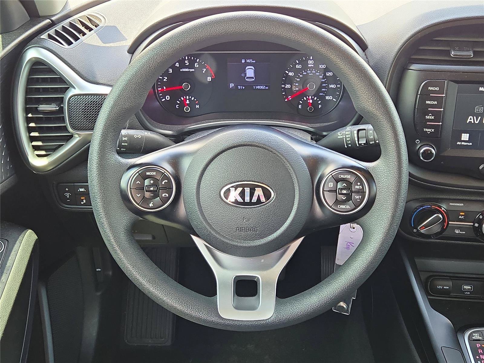 Used 2020 White Kia S image 16