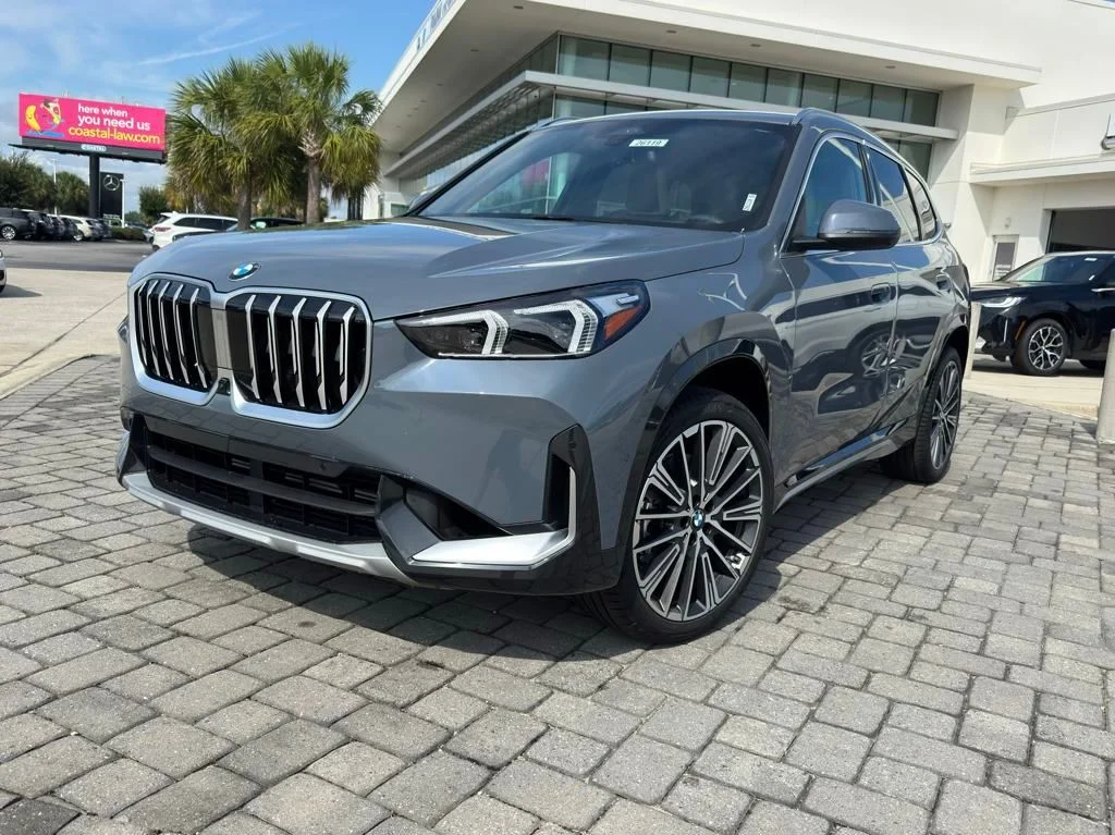 Used 2026 Storm Bay Metallic BMW xDrive28i image 1