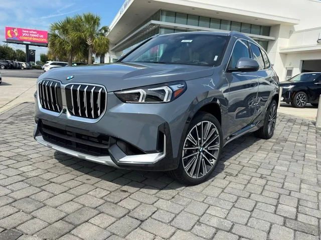 2026 BMW X1 xDrive28i's photo