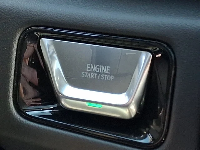 New 2026 Sterling Metallic GMC AT4 image 17