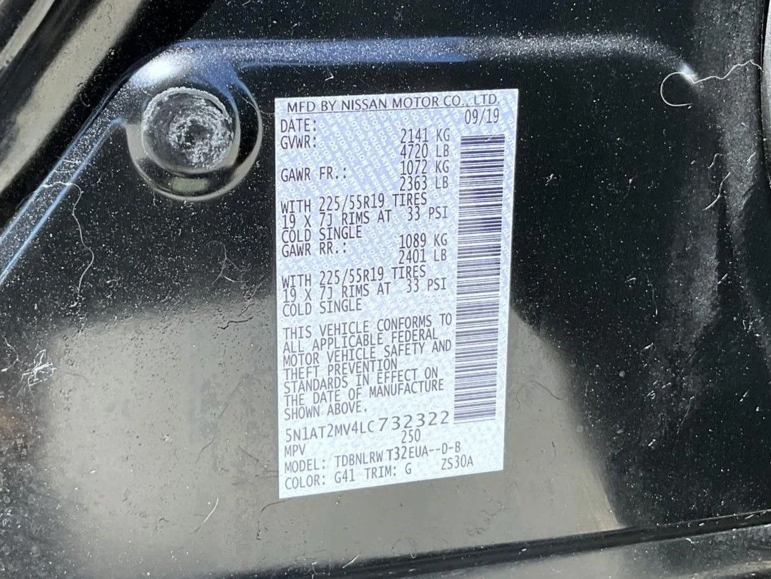 Used 2020 Black Nissan SL image 26