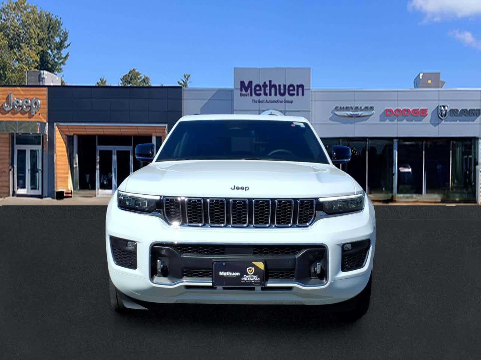 Used 2023 Bright White Clearcoat Jeep Overland image 10