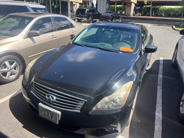 Used 2011 Black INFINITI Journey image 3