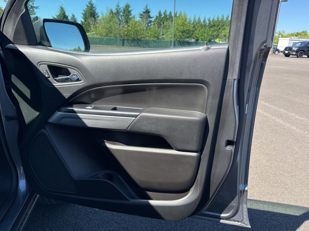 Used 2020 Satin Steel Metallic Chevrolet LT image 23