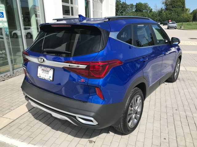 Used 2021 Neptune Blue Kia S image 7