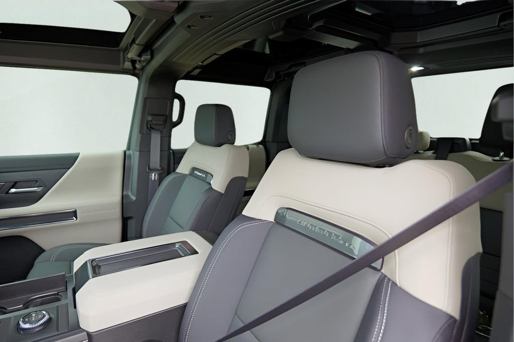 2026 GMC HUMMER EV 2X - Photo 10