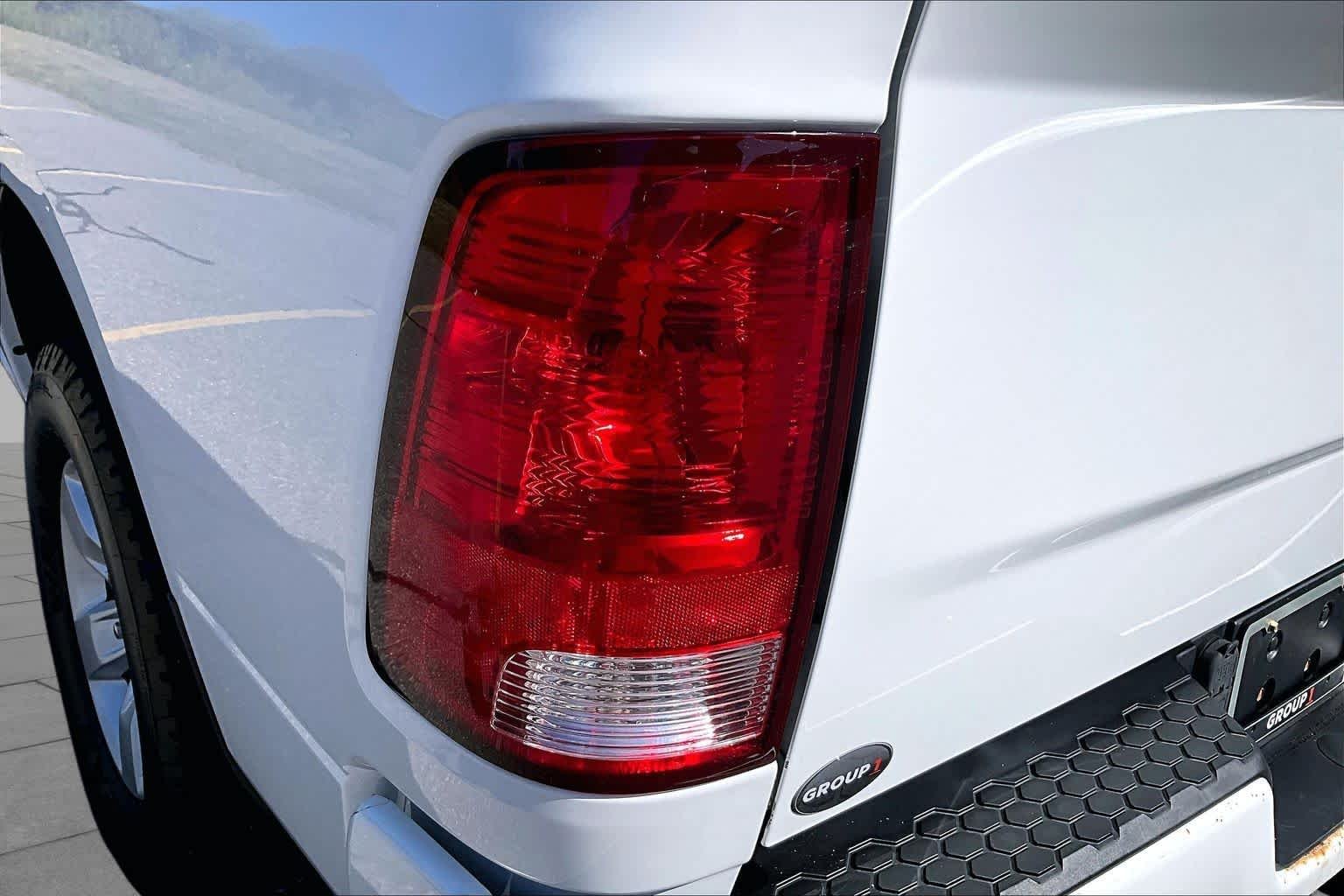 Used 2019 Bright White Clearcoat Ram Express image 28