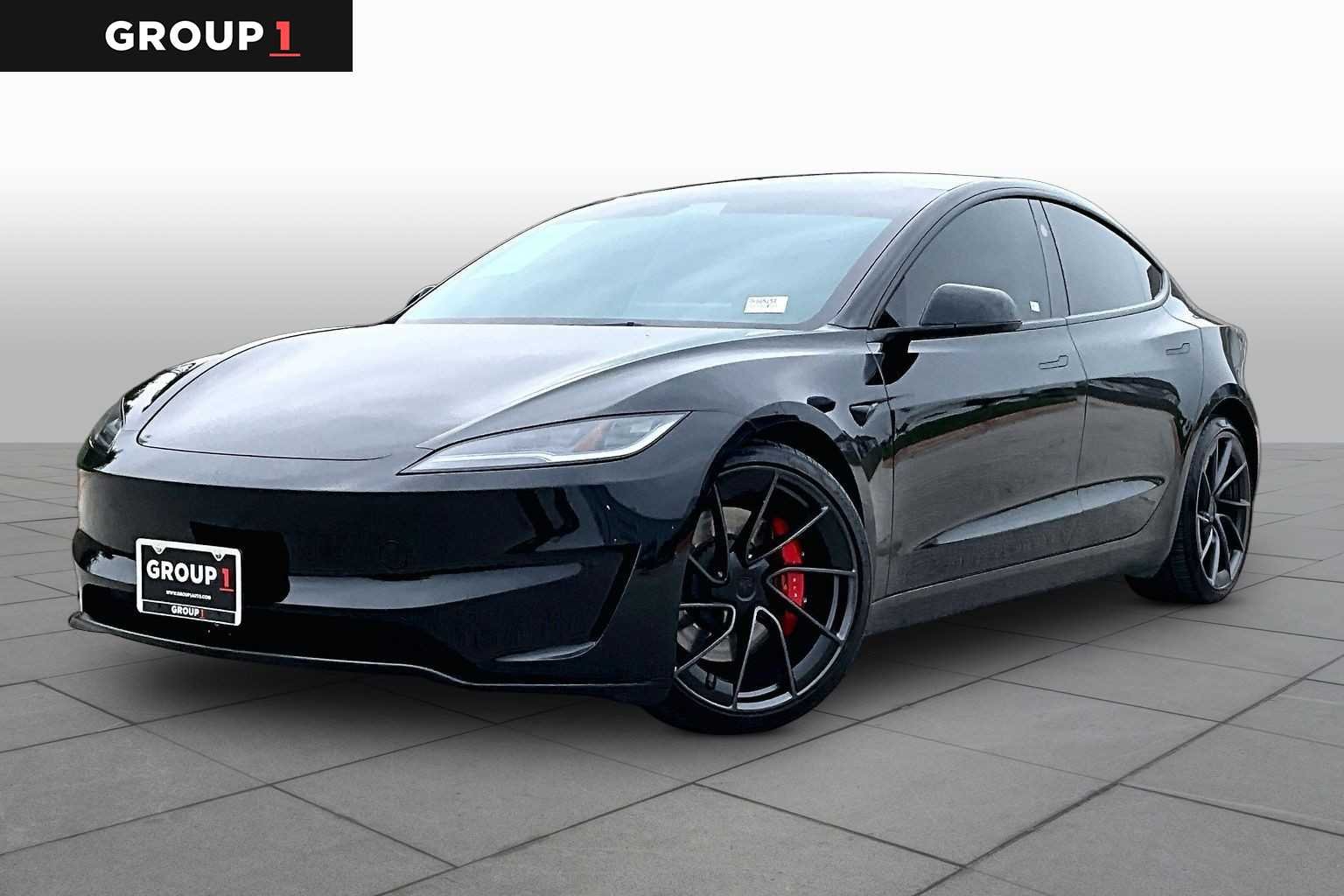 2024 Tesla Model 3 Performance's photo
