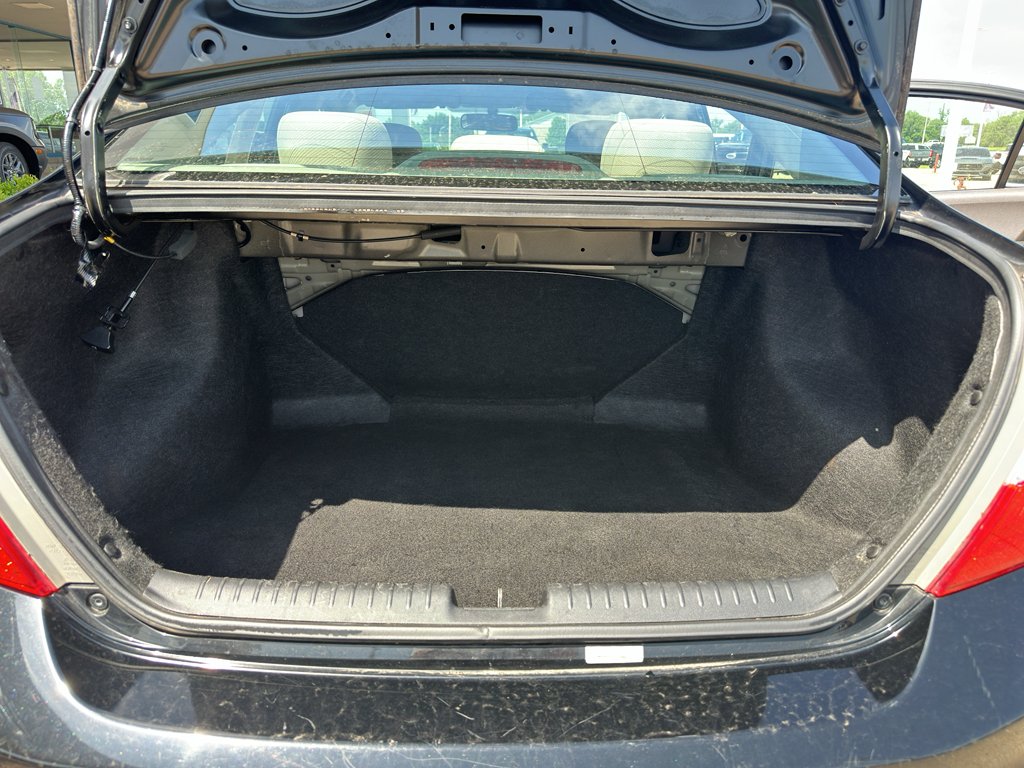 Used 2012 Black Honda LX image 30