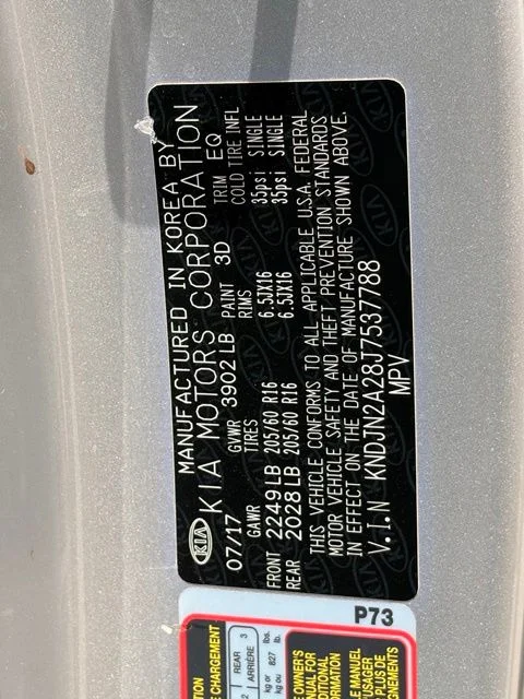 Used 2018 Silver Kia Base image 16