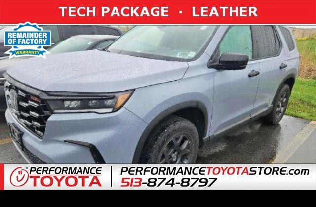 2023 Honda Pilot TrailSport AWD's photo