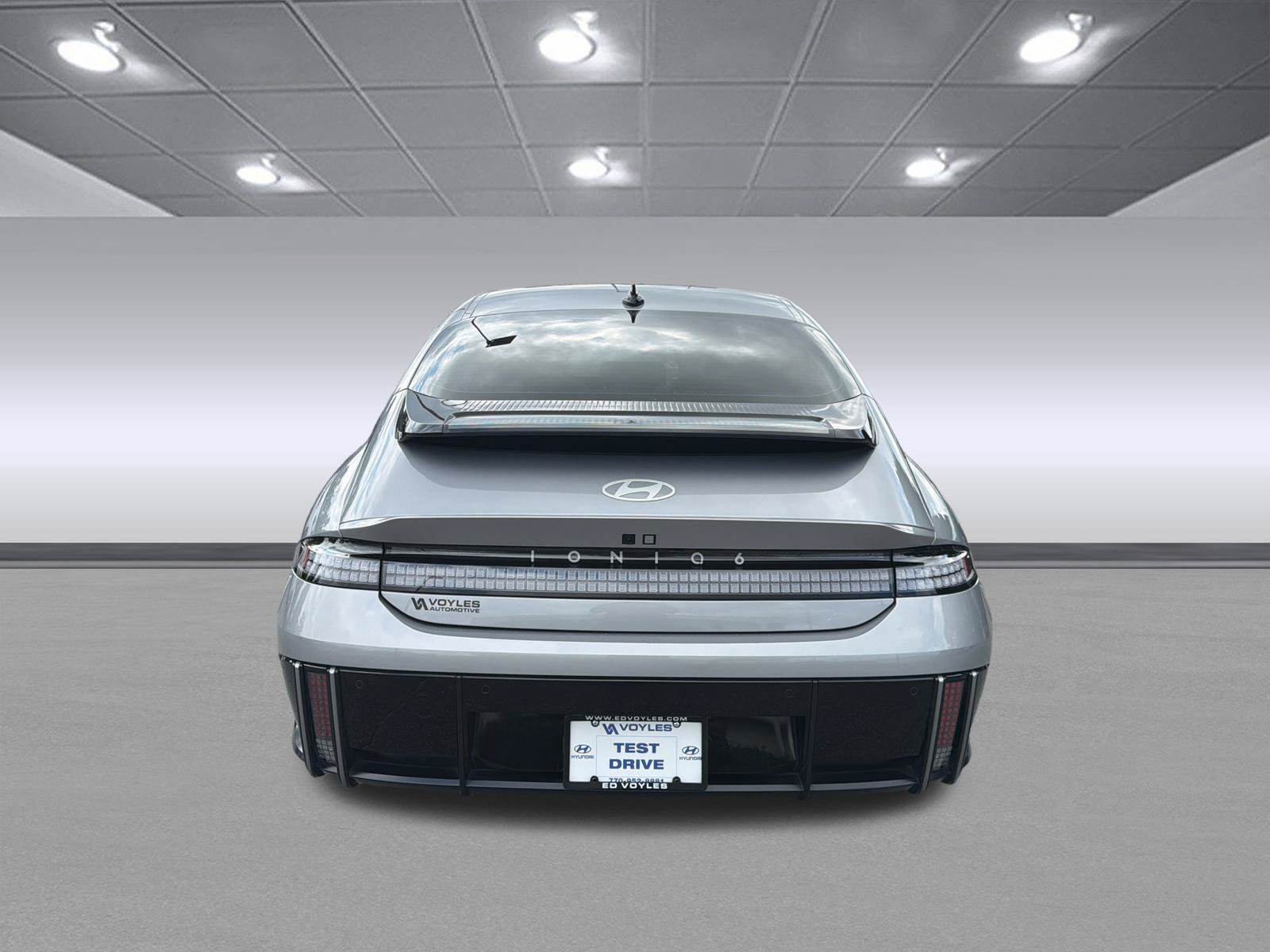 Certified Used 2024 Curated Silver Hyundai SEL image 6