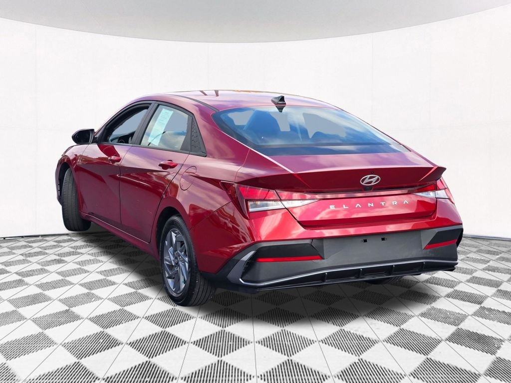 2024 Hyundai Elantra SEL - Photo 20