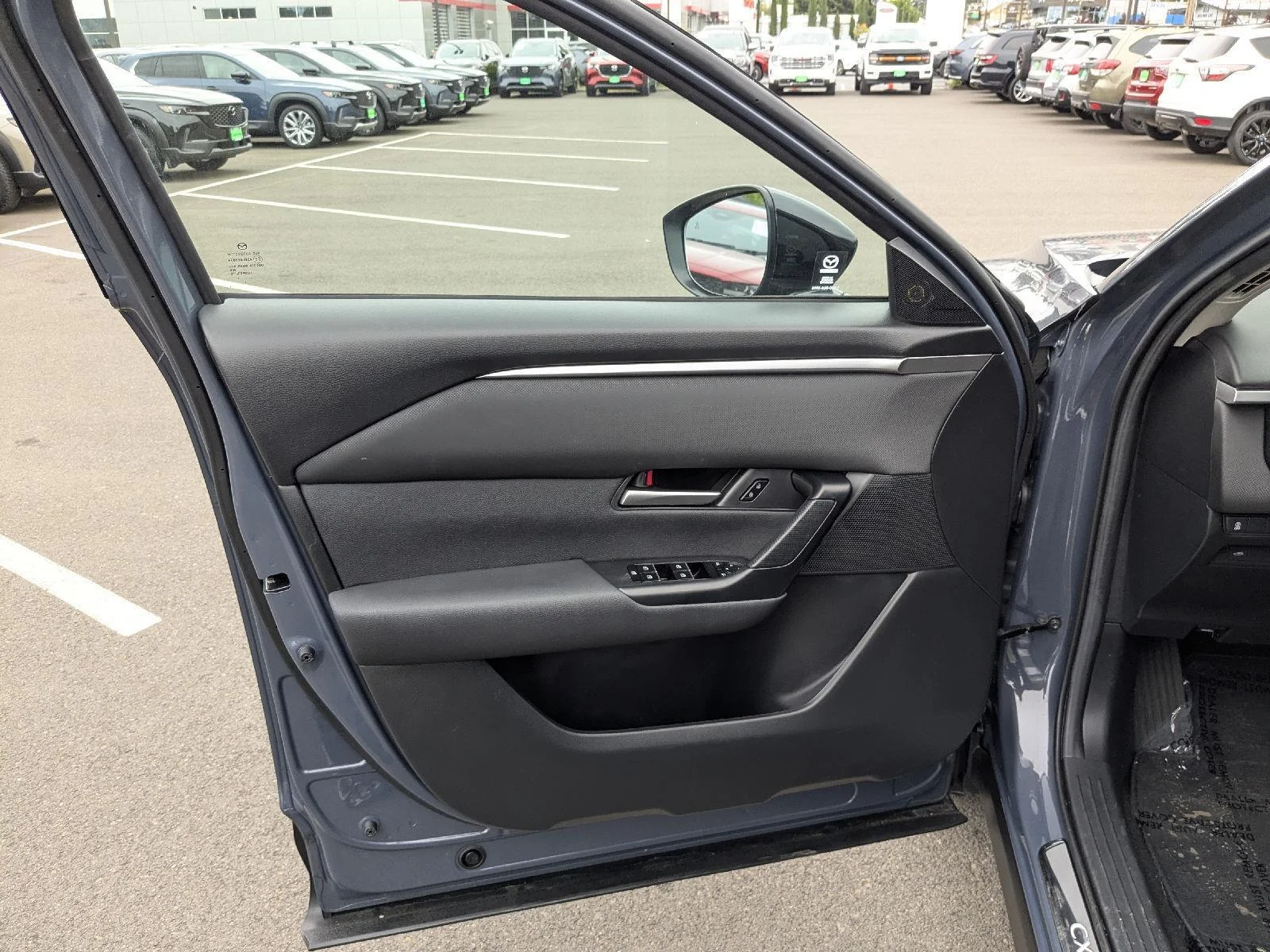 2025 Mazda CX-50 Preferred - Photo 16