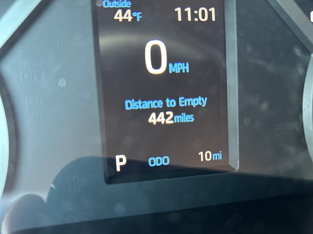 2026 Toyota Tundra SR5 - Photo 10