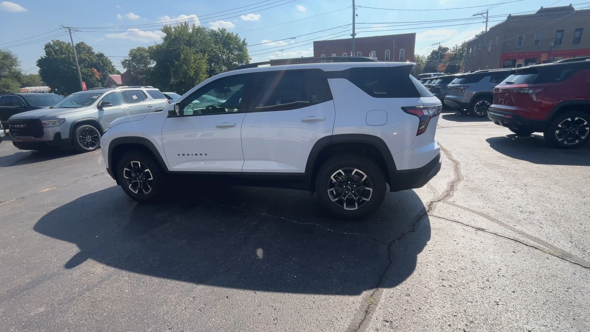 New 2026 Polar White Tricoat Chevrolet ACTIV image 30