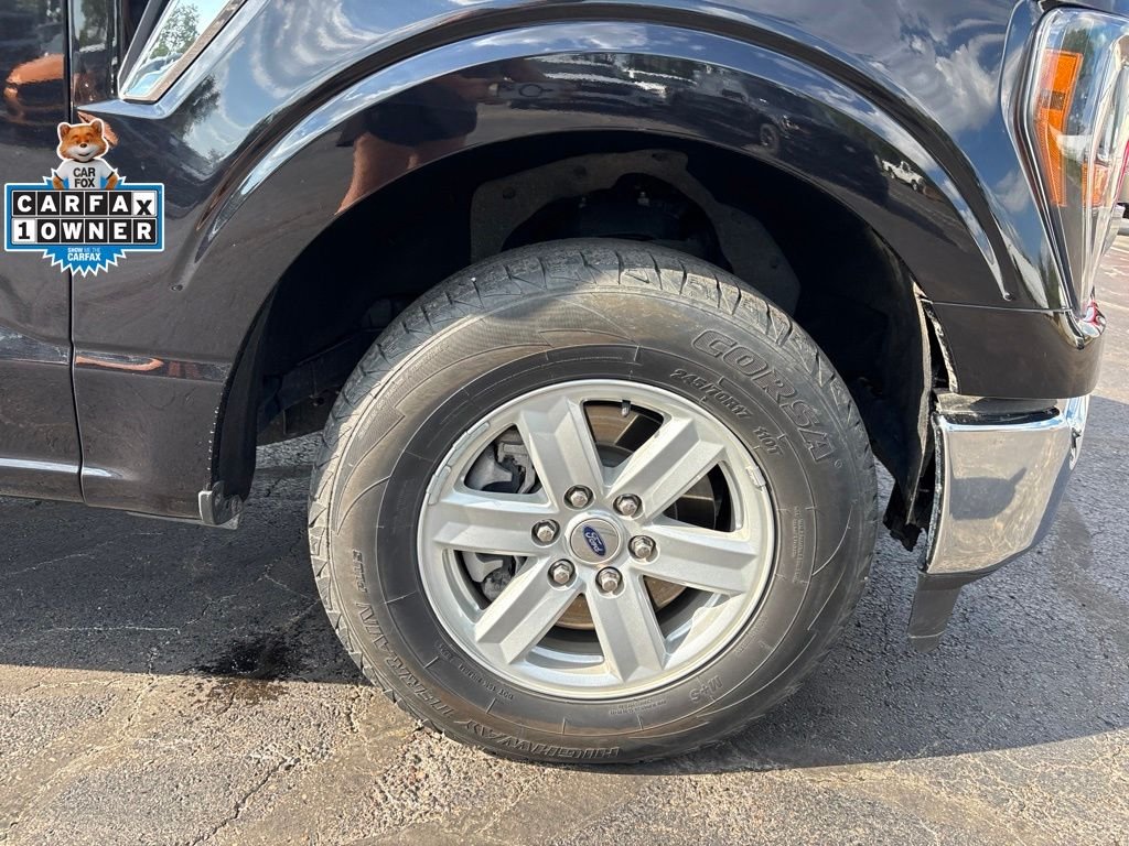 Used 2023 Black Ford XLT image 12