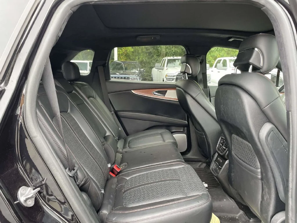 Used 2019 Black Lincoln Black Label image 13