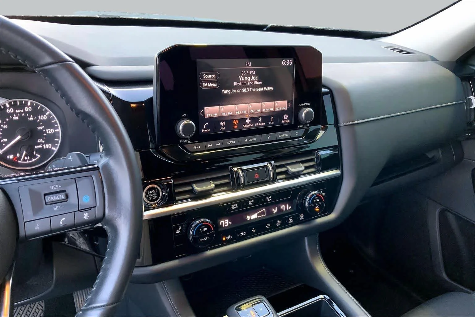 Used 2022 Super Black Nissan SV image 6