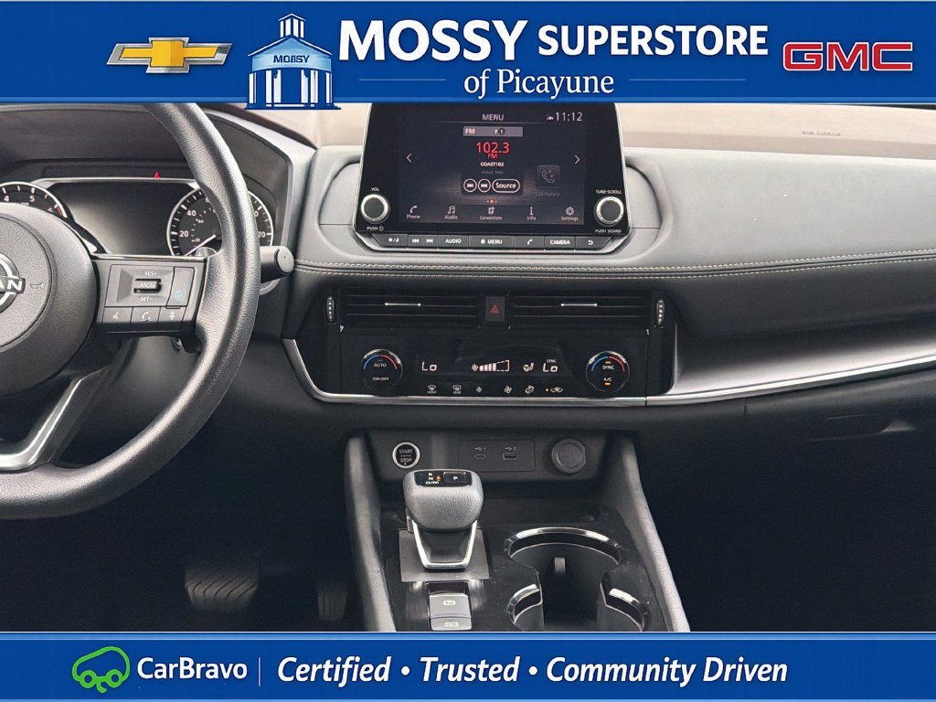 2023 Nissan Rogue SV - Photo 18
