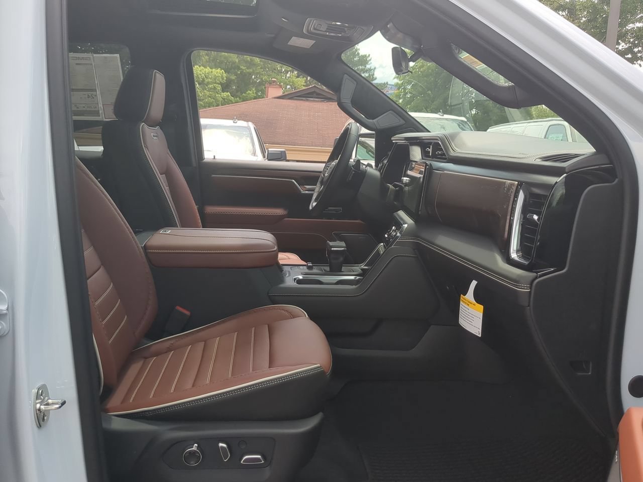 New 2026 Glacier White Tricoat GMC Denali Ultimate image 29