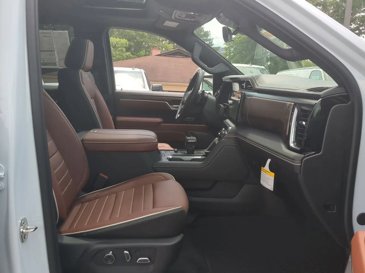 New 2026 Glacier White Tricoat GMC Denali Ultimate image 29