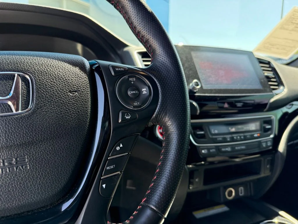Used 2023 Gray Honda Black Edition image 21