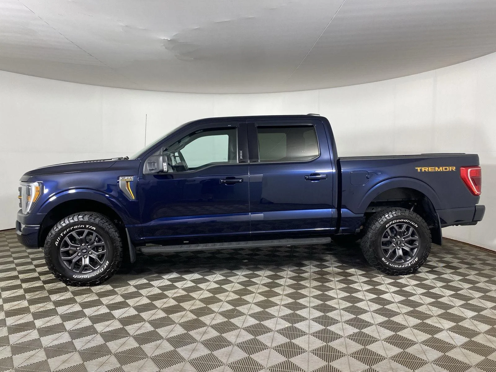 Used 2023 Antimatter Blue Ford Tremor image 4