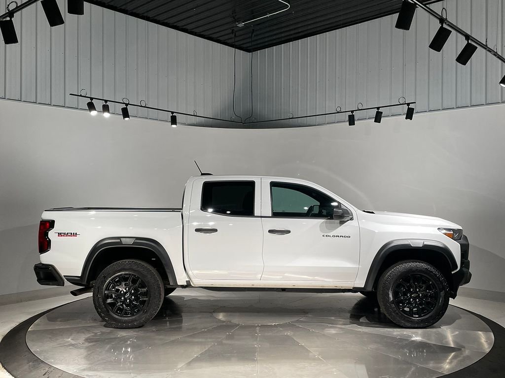 Used 2023 White Chevrolet Trail Boss image 10