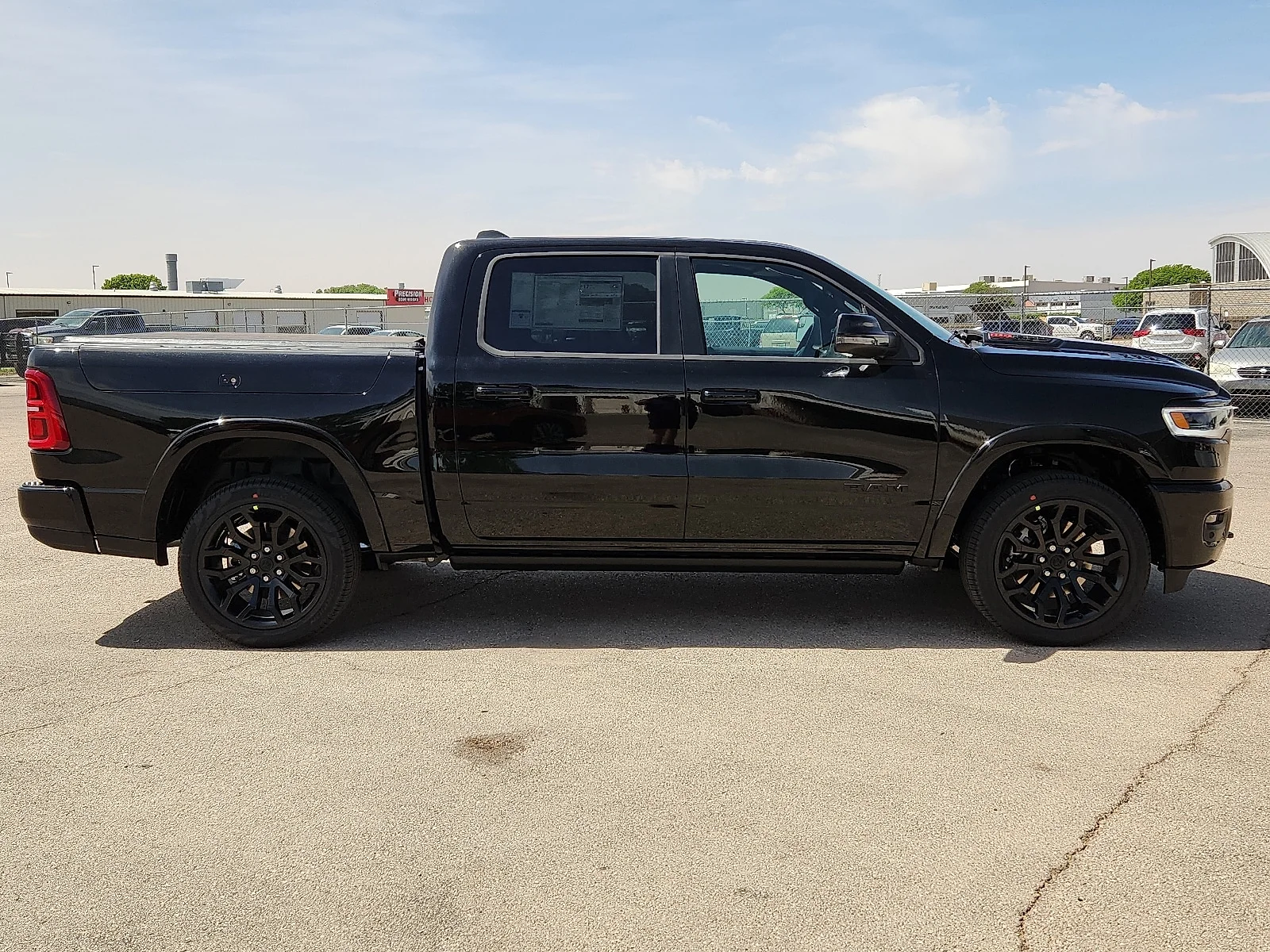 New 2026 Diamond Black Crystal Pearl-Coat  Paint Ram LIMITED CREW CAB 4X4 5