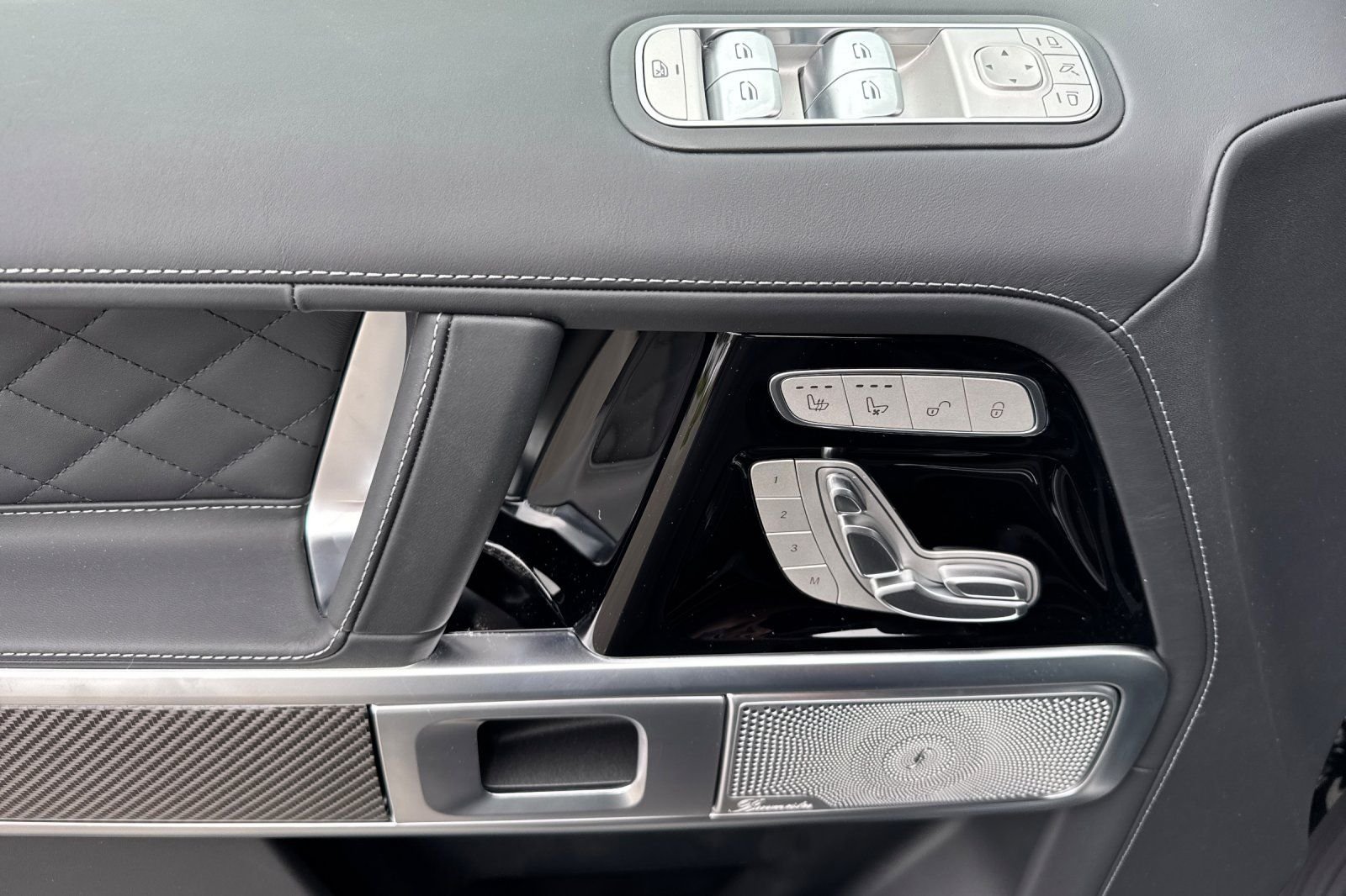 New 2026 Obsidian Black Metallic Mercedes-Benz G 63 AMG® image 24