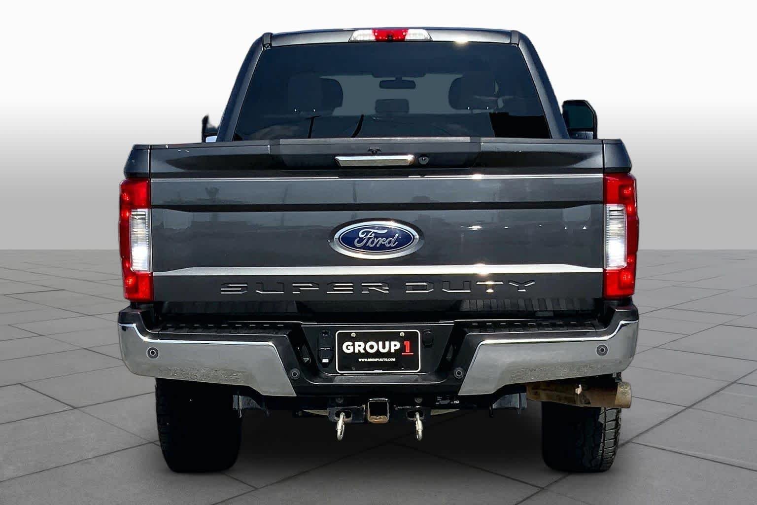 Used 2018 Magnetic Metallic Ford XLT image 5