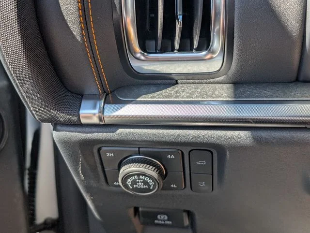 New 2026 Oxford White Ford Tremor® image 15