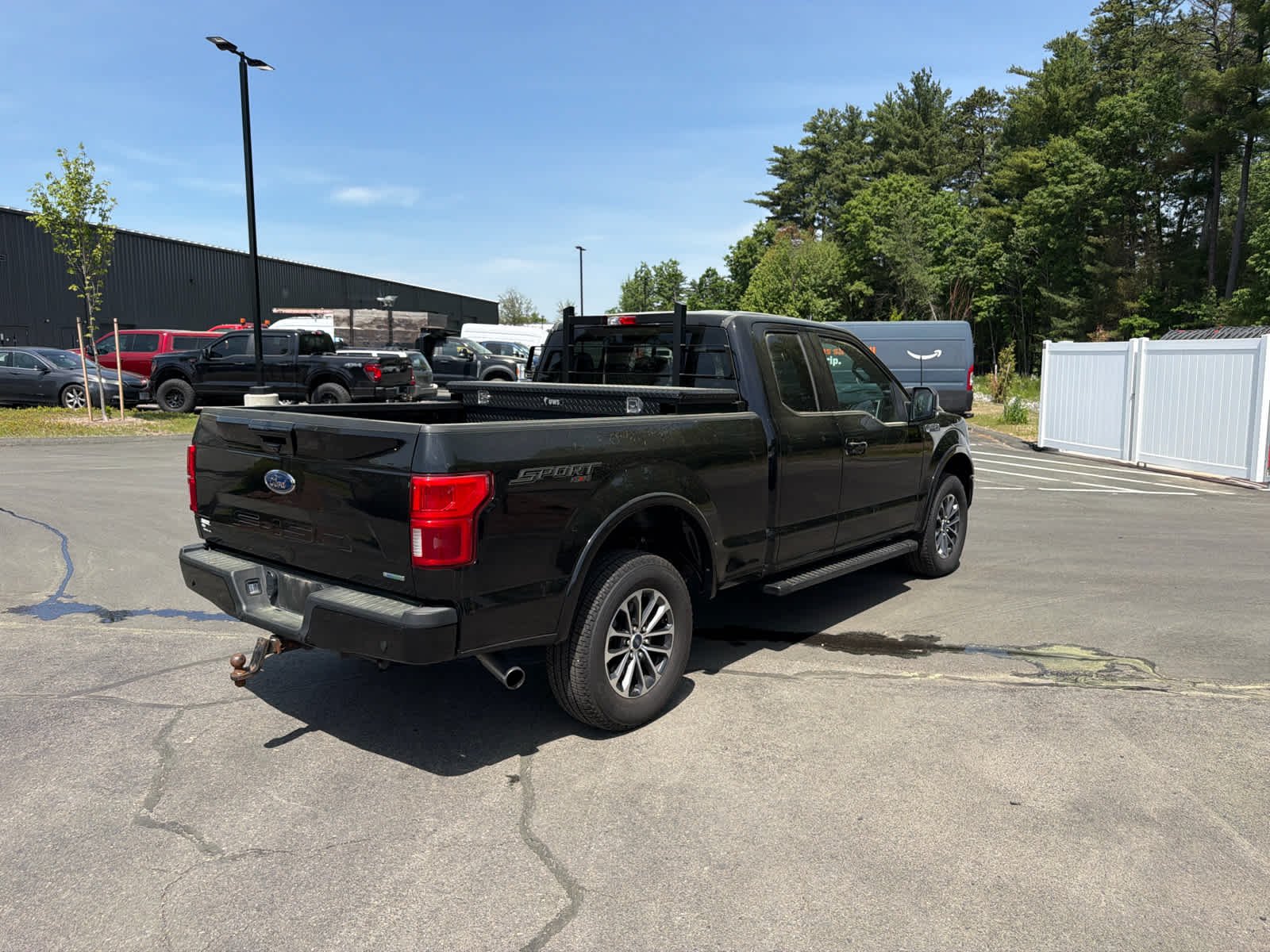 Used 2020 Agate Black Metallic Ford LARIAT image 5