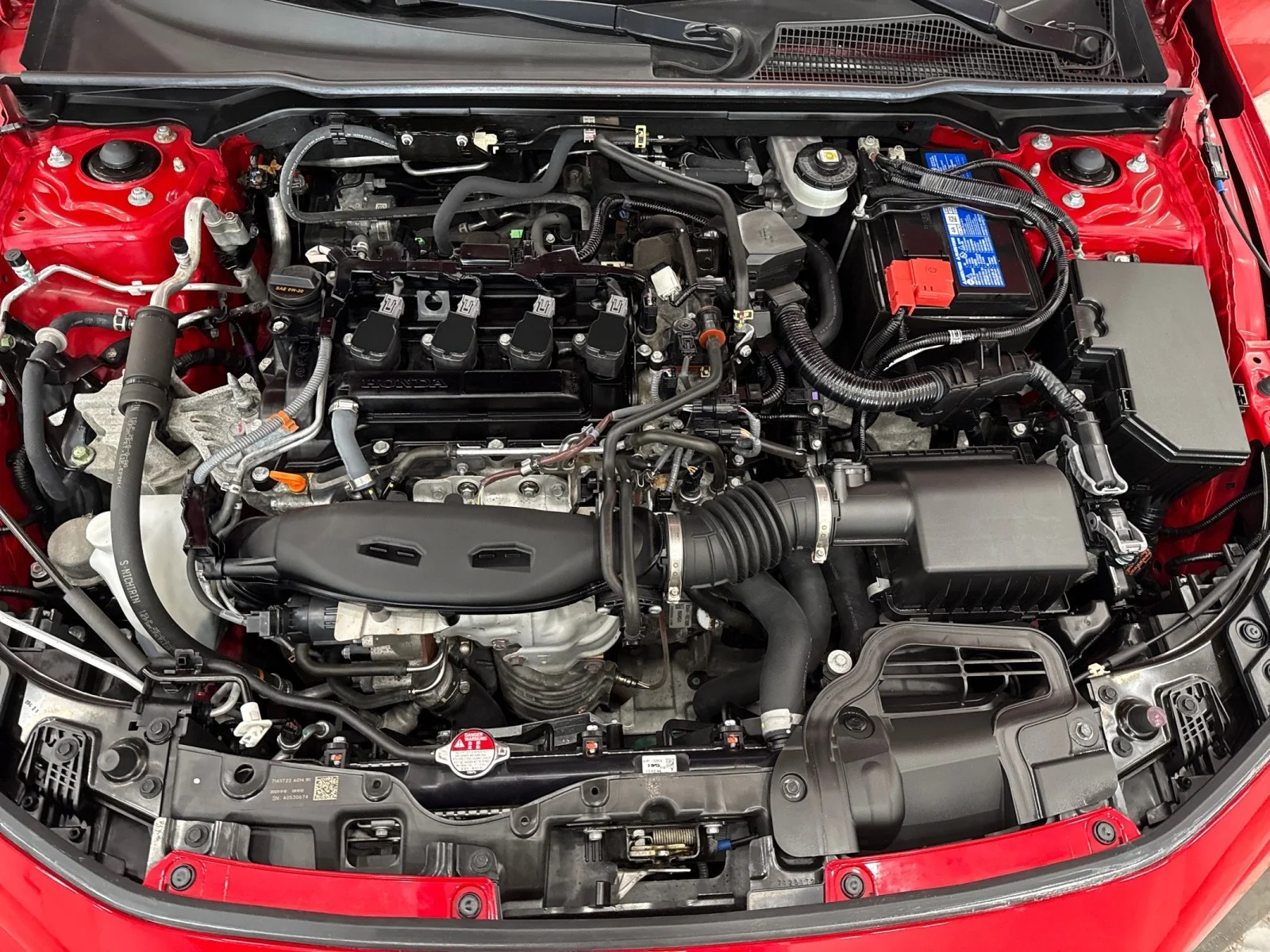 Used 2024 Rallye Red Honda Touring CVT image 10