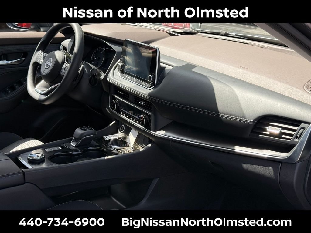 Certified Used 2023 Gun Metallic Nissan SV image 28